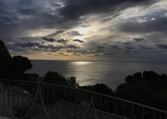 Casa Halcon