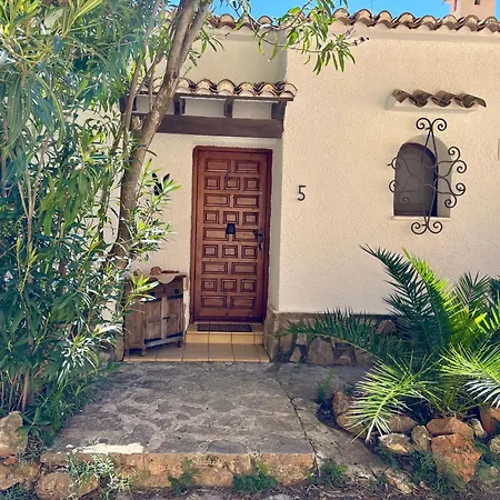 Casa Halcon Apartment *